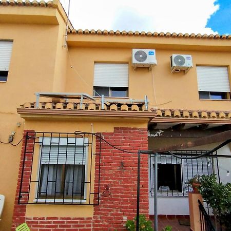 הוילה Huétor Vega Casa Con Piscina Y Barbacoa A 3 Kilometros De La Alhambra מראה חיצוני תמונה