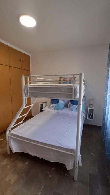 הוילה Huétor Vega Casa Con Piscina Y Barbacoa A 3 Kilometros De La Alhambra מראה חיצוני תמונה